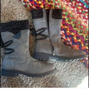Women's gray boots.